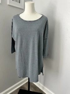Suzanne Betro Womens Top Gray White Striped Size large Casual comfort  - Picture 1 of 15