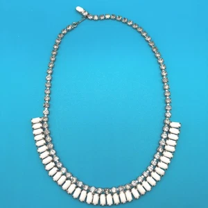 Vintage Sparkling Silver Tone Rhinestone Art Deco White Gem Milk Glass Necklace - Picture 1 of 6