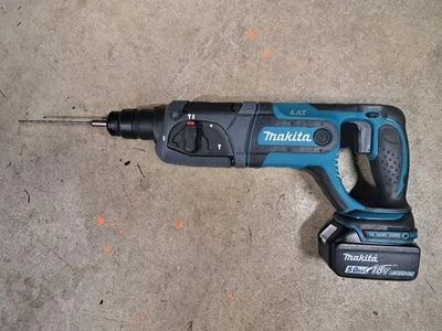 Taladro percutor Makita XRH04 SDS (herramienta + 1 batería solamente) Foto 1 de 3