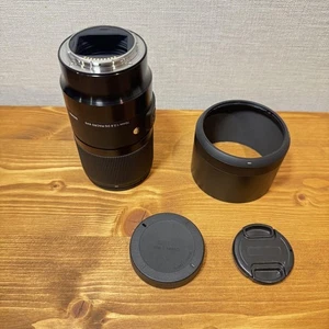 SIGMA 70mm f/2.8 DG MACRO LENS L MOUNT LEICA 509251 - Picture 1 of 4
