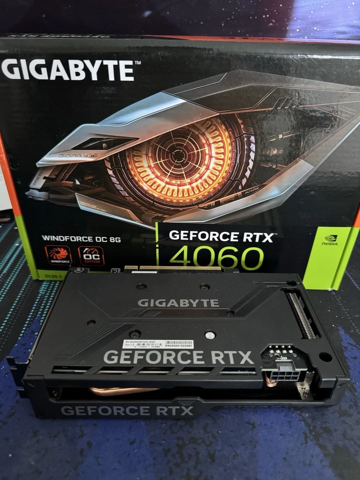 Tarjeta gráfica GIGABYTE GeForce RTX 4060 WINDFORCE 8G GDDR6 GV-N4060WF2OC-8GD - Imagen 1 de 1