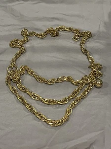 Cinturón de cadena ligero brillante tono dorado - Imagen 1 de 1