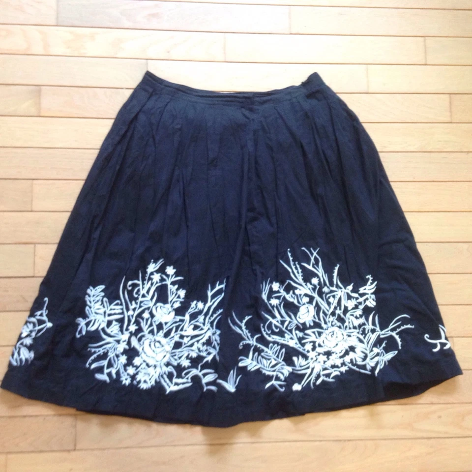 Context Cotton Black Skirt Womens Sz 8 Floral Beaded Embroided Lined Dressy New - Image 1 of 1