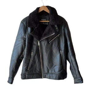 Guess Men's Size M Black Sherpa Lined Vegan Leather Moto Zip Bomber Jacket - New - Picture 1 of 8