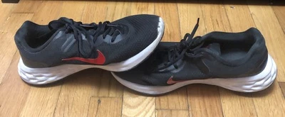 Mens Nike Revolution 6 Next Nature DC 3728-005 Black/University Red Shoes - Image 1 of 4