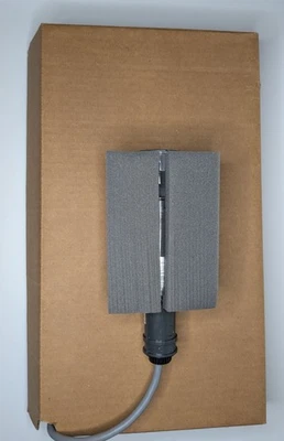 NEW Hayward LACUS11100 ColorLogic 320 LED Pool & Spa Light, 100’ Cord - Image 1 of 4