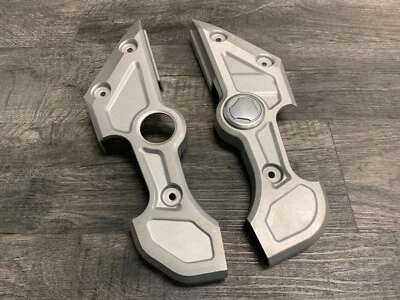 Cubiertas de cuadro izquierda y derecha FZ1 2001-2005 Yamaha OEM Foto 1 de 4