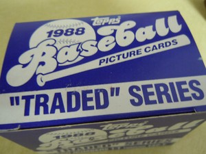 TOPPS 1988 PICTURE CARDS " TRADED SERIES " BASEBALL CARD COMPLETE SET