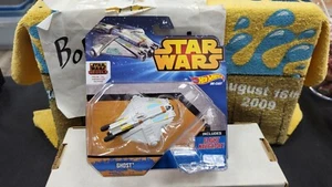 NIB 2014 GHOST FIGHTER W W/ FLIGHT NAVIGATOR STAR WARS HOT WHEELS SPACE SHIP - Picture 1 of 3
