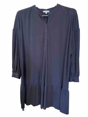 Blusa Top Elizabeth and James 3X Manga Larga Negra Botón, Poliéster/Spandex Foto 1 de 4