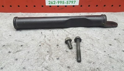 20006 06 Kawasaki Vulcan VN 900 quadro traseiro crossmember - Imagem 1 de 4