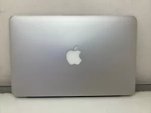 MacBook Air 11” A1465 Early 2014 Core i5 1.4 GHz RAM 4 GB SSD 120 GB Big Sur - Picture 1 of 3