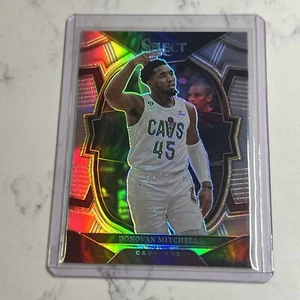 2022-23 Panini Select - Donovan Mitchell - #31 Concourse Silver Prizm - Picture 1 of 2