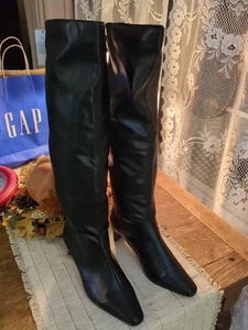 Banana Republic ¡FUEGO! ¡NUEVO CON ETIQUETAS! Bota holgada alta vegana #531600 en negro. Talla 9. R2S!! - Imagen 1 de 4