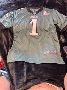 Neu mit Etikett Nike Philadelphia Eagles Super Bowl LIX Jalen Hurts Herren-Trikot Größe Large - Bild 1 von 11