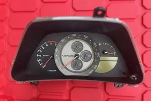 2002-2005 Lexus Is300 A/T Instrument Speedometer Gauge Cluster - Picture 1 of 3