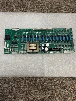 Плата управления выходом Unimac  - Изображение 1 из 3