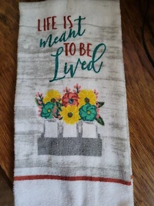 Nuevo Toalla de cocina 100% ALGODÓN "La vida está destinada a ser vivida" Frascos de flores - Imagen 1 de 3