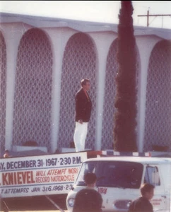 Evel Knievel 8x10 Photo Caesars Palace Standing on Ramp - Picture 1 of 1