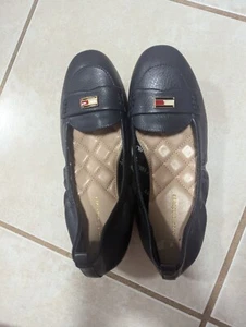 New Tommy Hilfiger Scrunched Cushioned Navy Ballet Flats Size 5.5 - Picture 1 of 5