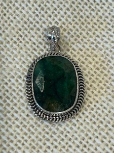 Emerald Sterling Silver Pendant Genuine Corundum Beryl Gemstones 925 Jewellery - Picture 1 of 5