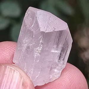 6,4 Gramm rosa Farbe natürlicher terminierter Kunzit Kristall aus Afghanistan - Bild 1 von 7
