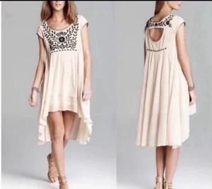 Free People Boho Gaze Hi-Lo Ivory Kleid bestickt Mieder Flügelärmel LG - Bild 1 von 5