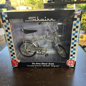 AMT 1:6 SCALE * THE GREY GHOST KRATE * SCHWINN * STIK-SHIFT 5 SPEED * Bicycle - Picture 1 of 21