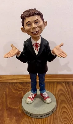 ALFRED E NEUMAN Statue Figure 1994 MAD Mag 'What Me Worry?' WB Store Exclusive - Image 1 of 4
