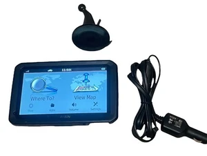 Garmin Dezl 770LM Trucker GPS Bundle With Mount And Charger  - Picture 1 of 5