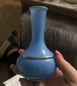 Vintage 1970s AVON Funky Retro Royal Blue Milk Glass Vase Gold Tone Trim - Picture 1 of 1