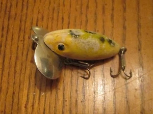 Frantic Antic plastic fishing lure, white spots faded, two hooks 2 1/2" - Foto 1 di 4