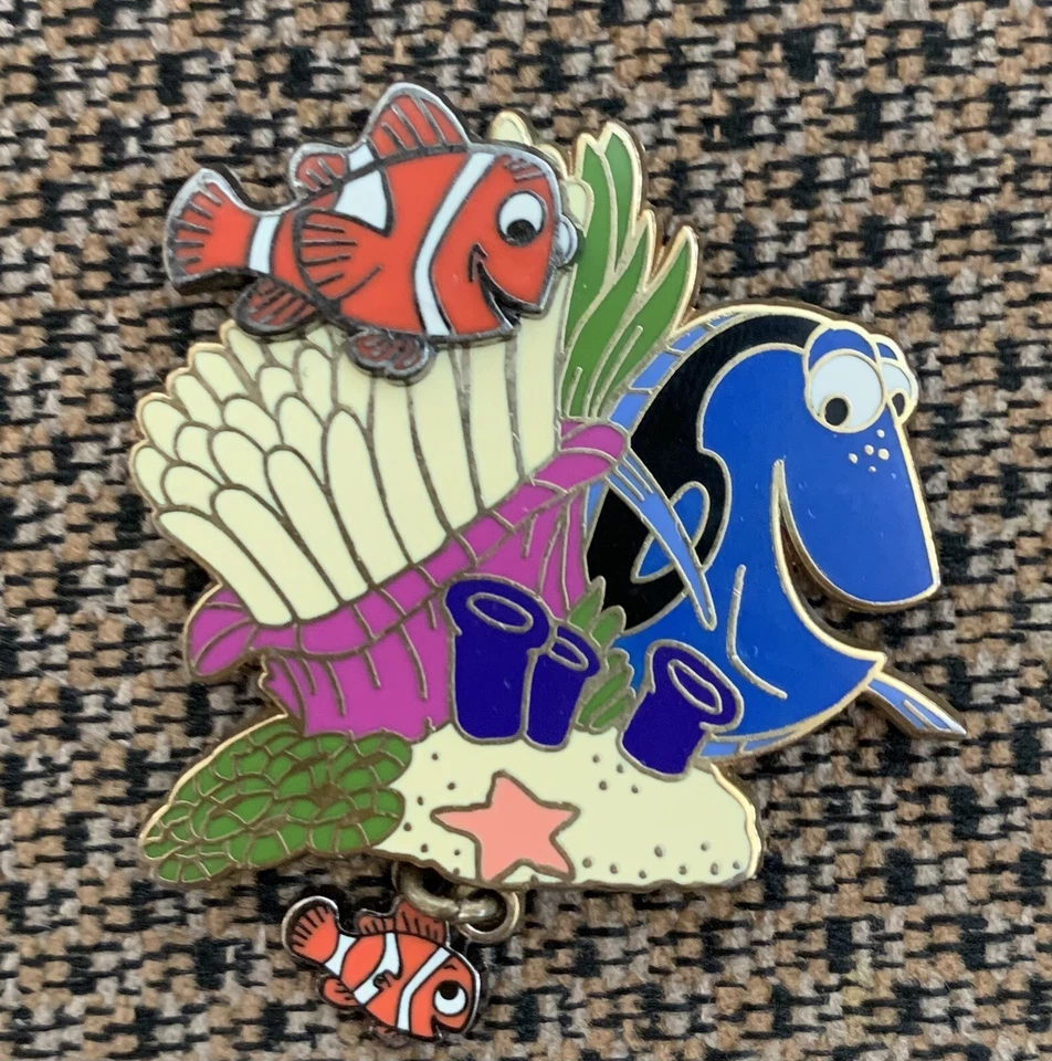 Disney Finding Nemo Marlin Dory Dangle Monty Maldovan Collection Pin 38140 - Image 1 of 1