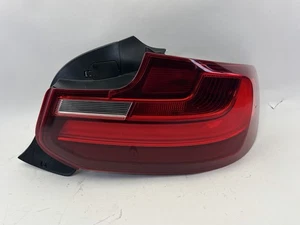 BMW 2 Series 2014 2015 2016 Passenger Side Taillight 20970202 OEM Crack 16 15 14 - Picture 1 of 15