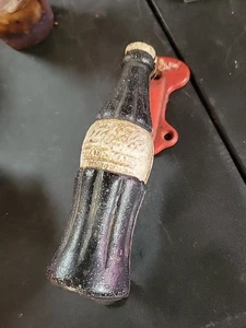 Manija de puerta de Coca Cola de hierro fundido con forma de botella - Imagen 1 de 8