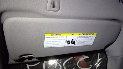 Parasol de pasajero vinilo iluminado para BMW 535i 1637290 10-16 Foto 1 de 4