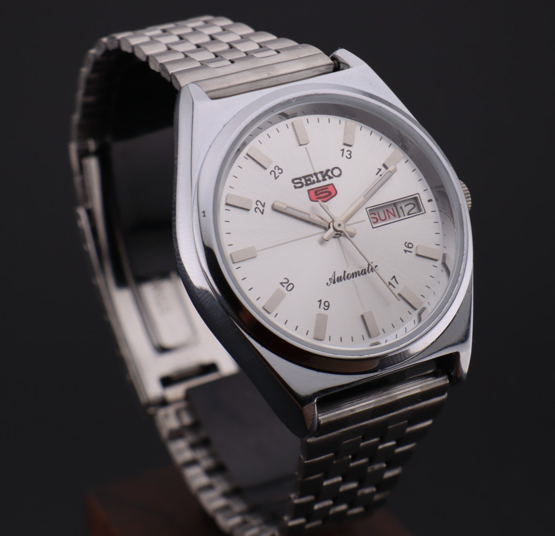 美品 ☆ SEIKO 5 AUTOMATIC ヴィンテージ 腕時計 シルバー エメラルド