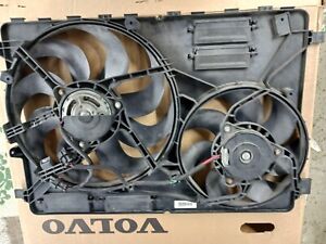 OEM Dual Radiator and Condenser Fan Assembly For Volvo 