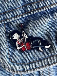 Adventure Time - Marceline Singing And Playing Guitar Enamel Pin - Picture 1 of 3