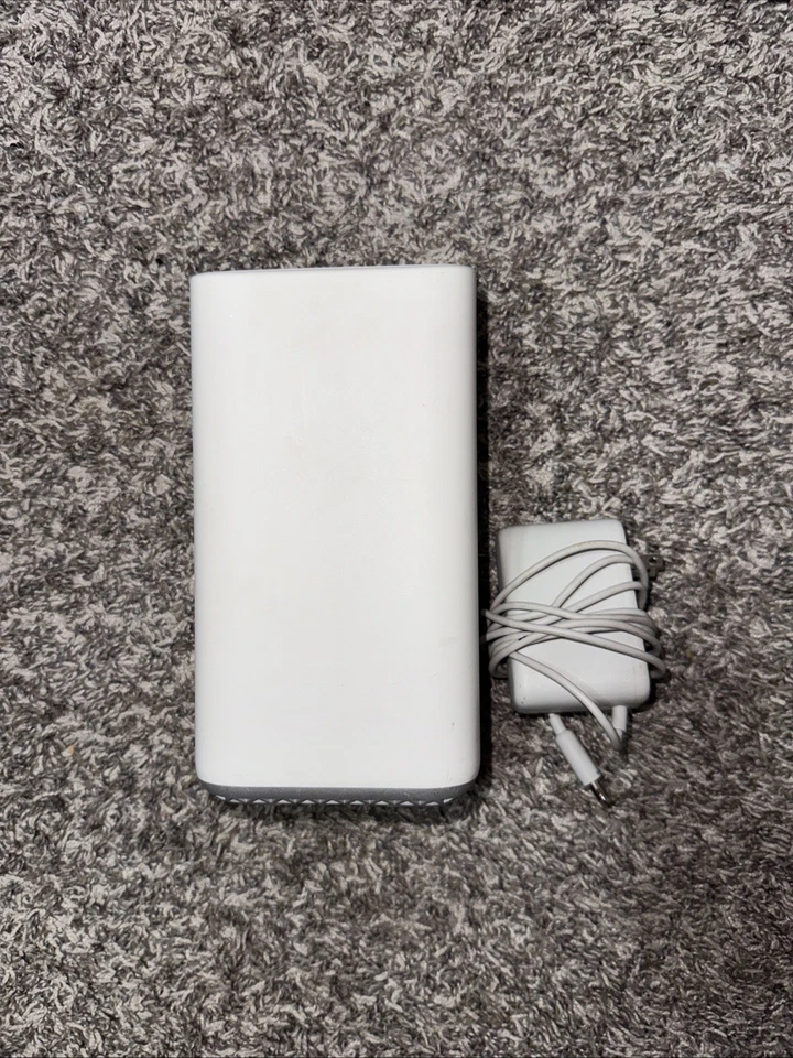 For Parts Comcast Xfinity XB7-T  Modem WiFi Router w/Power Cord 4-PORTS - Image 1 of 3