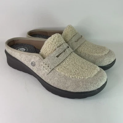 Bzees Women's Georgia Shearling Machine Washable Mule Cream - Image 1 of 4