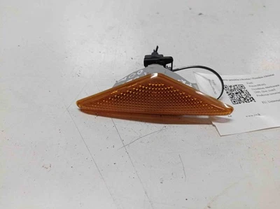 FORD FOCUS II Turnier DA Parafango anteriore sinistro segnale di svolta Diesel 1999 28634990 - Immagine 1 di 2