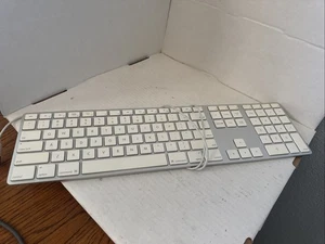 🔥 Genuine Apple A1243 Wired USB Keyboard for iMac Mac Mini Mac Pro w/Keypad - Picture 1 of 11
