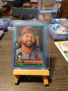 2025 Topps Heritage Chrome Light Blue Sparkle - #98 Alec Burleson Cardinals - Picture 1 of 2