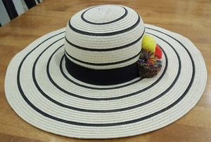 ANNA & AVA Strand-Sonnenhut mit breiter Krempe schwarz & weiß 100 % Papierstroh mit 3 Bommeln - Bild 1 von 6