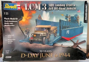 REVELL 03000 1/35 WW2 USN LCM 50-ft LANDING CRAFT & US ARMY 4x4 JEEP D-DAY 29th - Picture 1 of 3