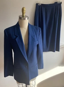 Vintage Pendleton Suit Blazer & Skirt Women’s SZ 10 Blue Virgin Wool Dry Cleaned - Picture 1 of 17
