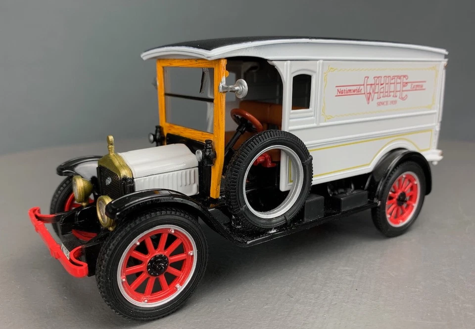 1/32 Signature Models Diecast 1920 White Van Express Delivery D0120 Foto 1 de 4