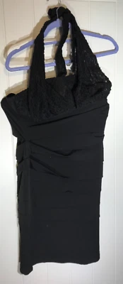 Vestido plisado negro con cuello halter talla 8 Saint Tropez West para dama Foto 1 de 4