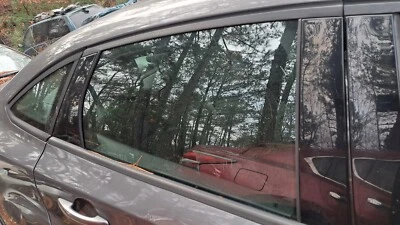 Ford Focus 2012-2014 sedán puerta trasera ventana de vidrio lado derecho del pasajero derecho OEM Foto 1 de 4